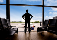 Kilpailu- ja kuluttajavirasto muistuttaa lentomatkustajan oikeuksista lakonuhan alla