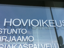 Hovioikeus tuomitsi Rukousystävät ry:n kaksi toimihenkilöä rahankeräysrikoksesta