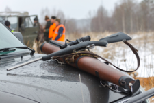 Hallinto-oikeuden äänestysratkaisu ampuma-aseen hankkimisluvasta metsästysperusteella