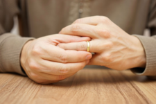 Hovioikeus poisti avioeropäätöksen