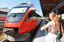 Junamatkustajien oikeuksiin parannuksia EU:ssa