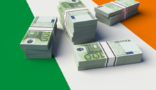 EU-tuomioistuin: Irlantilaispankkien osakepääoman korottaminen ilman yhtiökokouksen hyväksyntää ja tarjoamatta liikkeeseenlaskettavia osakkeita etuoikeuksin vanhoille osakkeenomistajille voitiin toteuttaa tuomioistuimen antaman direction order ‑määräyksellä rahoitusjärjestelmän vakavassa häiriötilanteessa