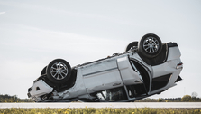 Auto kattokerhoon – toisin kuin käräjäoikeus hovioikeus katsoi ettei liikenneturvallisuuden vaarantaminen ollut törkeä